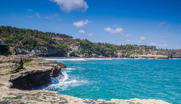 Pantai Klayar