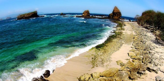 Pantai Papuma